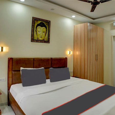 Flagship Santoshi Holiday Home ดาโบลิม ภายนอก รูปภาพ
