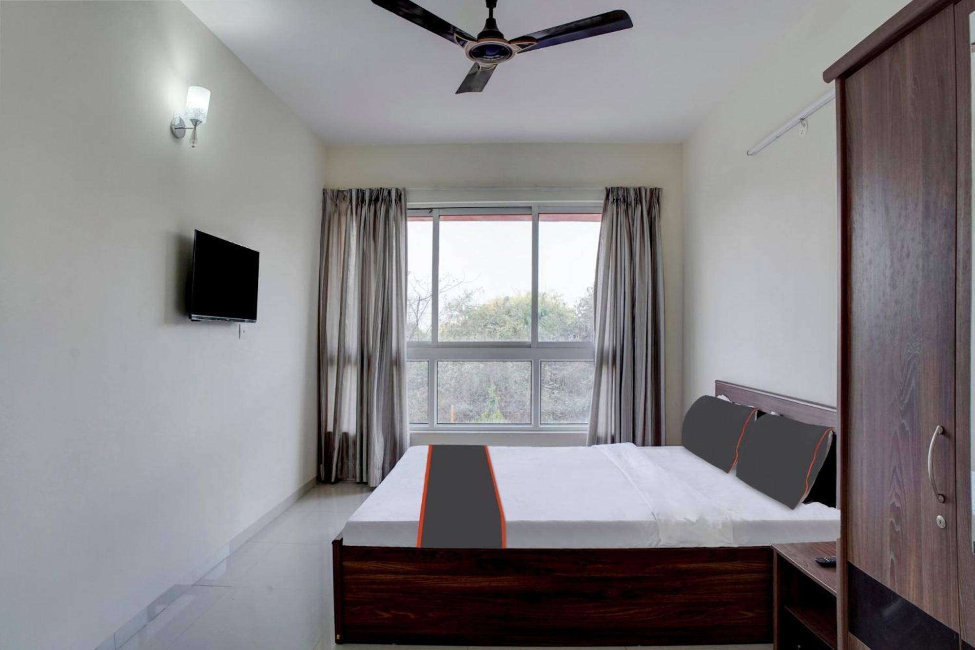Flagship Santoshi Holiday Home ดาโบลิม ภายนอก รูปภาพ