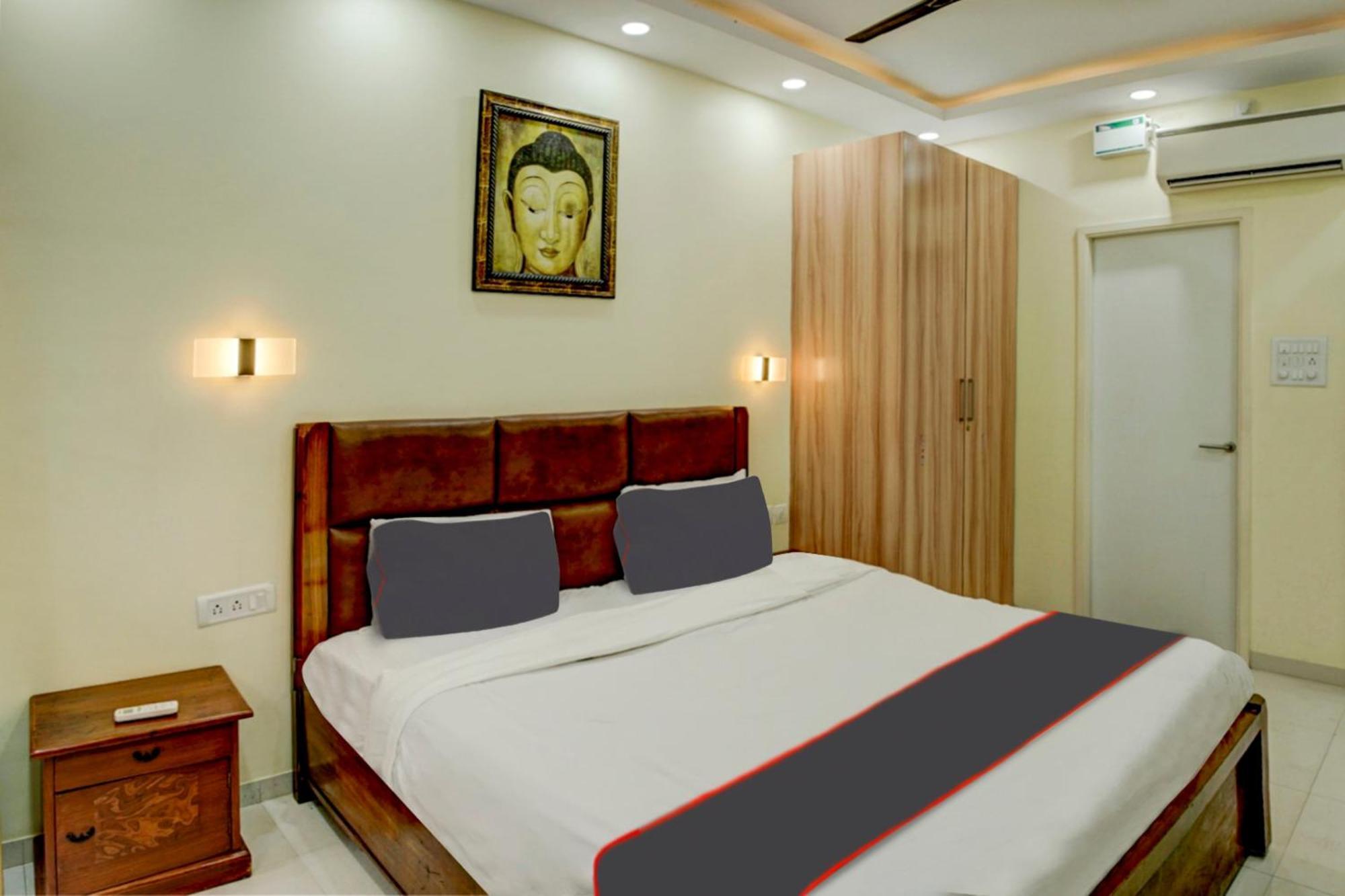 Flagship Santoshi Holiday Home ดาโบลิม ภายนอก รูปภาพ